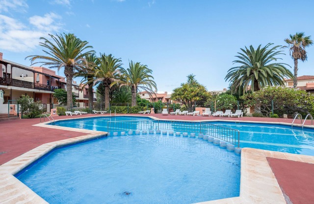 Appartement 'Vv Los Balconcitos 32 Los Cancajos' avec piscine partagée, terrasse commune et Wi-Fi