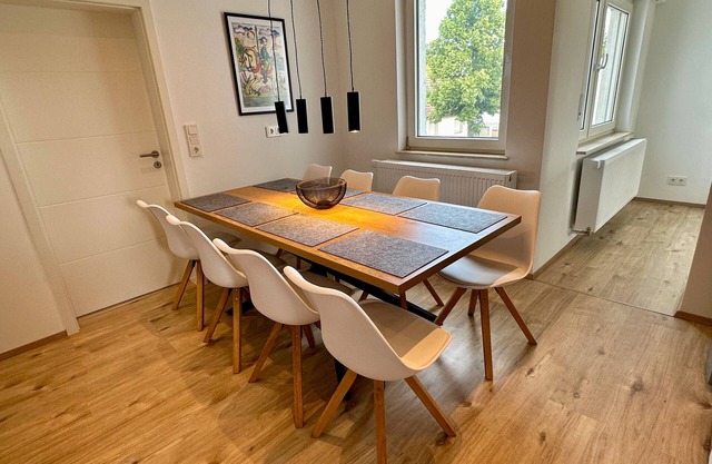 Appartement "Wohnen Auf Zeit - No1" avec terrasse privée, balcon et Wi-Fi