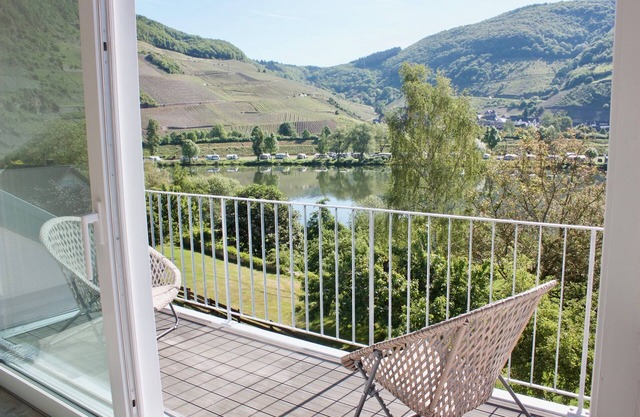 Appartement-Weingarten-Vue sur la rivière-Salle de bain privée séparée