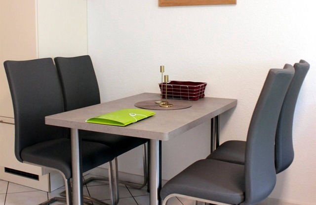 Ferienwohnung Weingut Breit - appartement, douche, WC, rez-de-chaussée / rez-de-chaussée