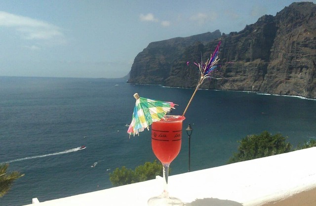 APPARTEMENT AVEC VUE SUR LA MER ET FANTASTIC SUNSHINE
