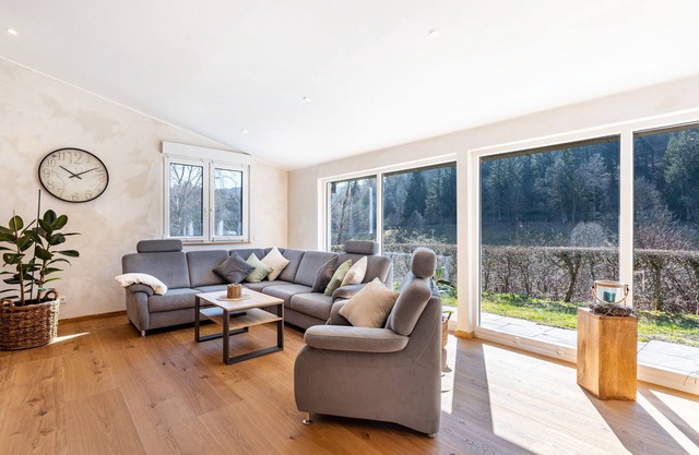 Appartement "Wiese" avec terrasse privée, jardin partagé et Wi-Fi