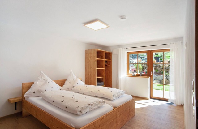 Appartement "Wiesengrund" avec vue sur les montagnes, terrasse privée et Wi-Fi