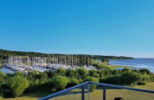 Appartement avec vue imprenable sur la mer Baltique, le port, les forêts et les champs