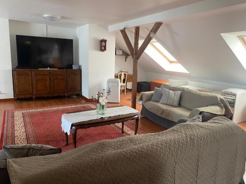 Apartment with a jacuzzi close to Tehvandi