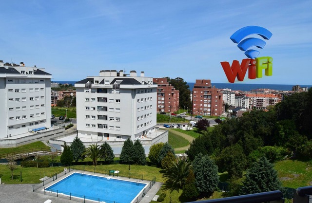 Appartement avec piscine 2 Terrasses Vues et WIFI