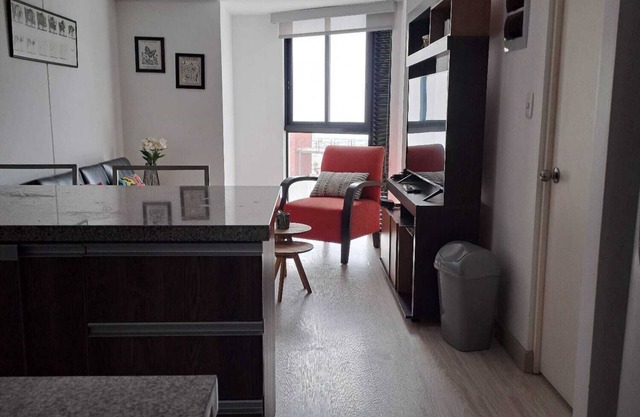 Apartment with ocean view to the horizon
