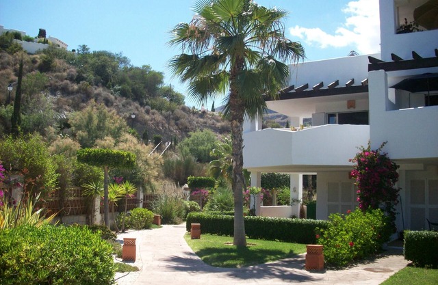 Appartement avec piscine situé au 1er étage à 300 mètres de la plage