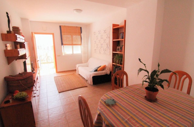 Appartement avec piscine proche de la plage et parc avec installations sportives