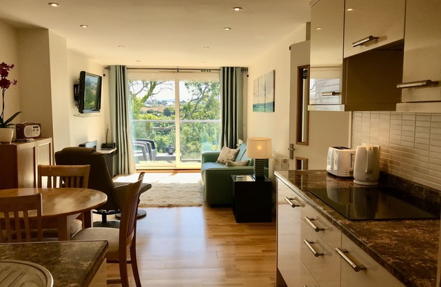 Appartement avec vue sur la campagne, à proximité de la plage et de nombreux Reso Cornish populaire