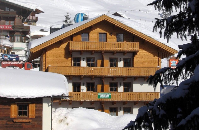 Apartment with sauna for 6 people in Königsleiten / Zillertal Arena