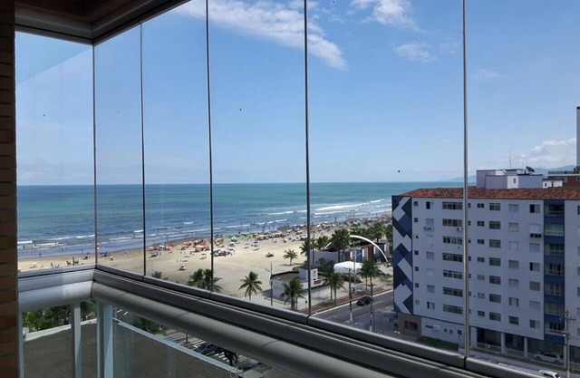 Apt avec vue mer, à 12 m du sable - 2 chambres et 2 salles de bain pour 8 personnes