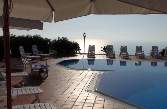 Apartment with stunning views over Tropea and great infinity pool