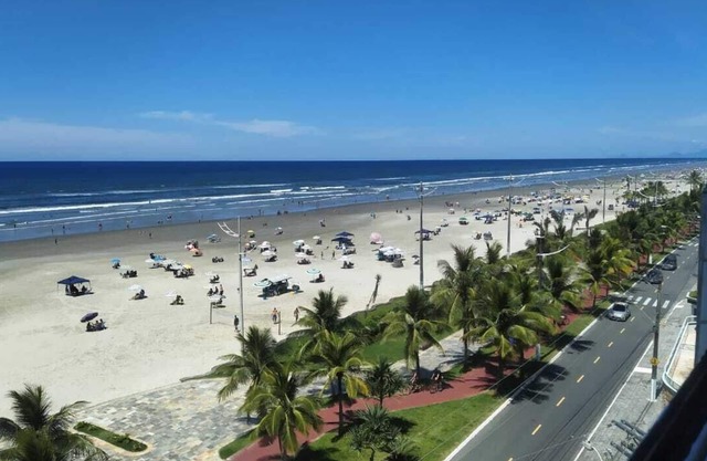 APPARTEMENT AVEC VUE SUR LA PLAGE