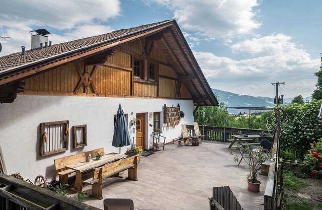 Appartement "Woehrmannhof Birnblüte" avec vue sur les montagnes, jardin partagé et Wi-Fi