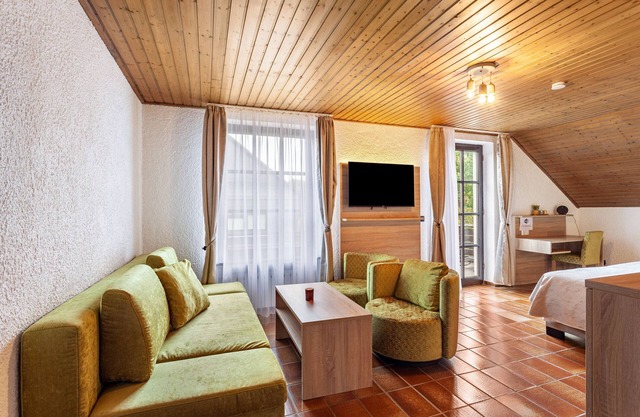 Appartement 'Wohnung 3' avec terrasse partagée, jardin partagé et Wi-Fi