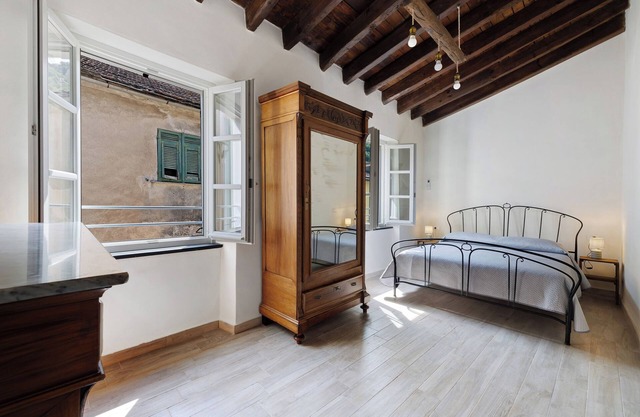Appartement 'Zia Lina 2' avec vue sur les montagnes, Wi-Fi et climatisation