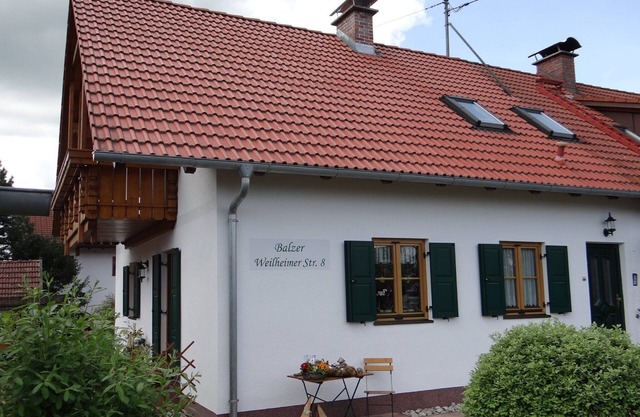Appartement 'zwischen München und Garmisch' avec balcon