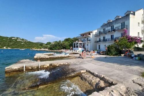 Apartments by the sea Cove Pjestata, Peljesac - 24021
