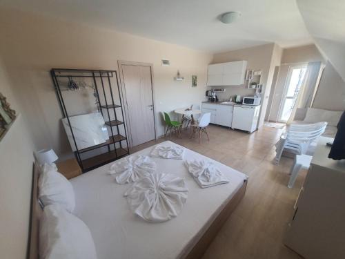 Apartments Ivelin