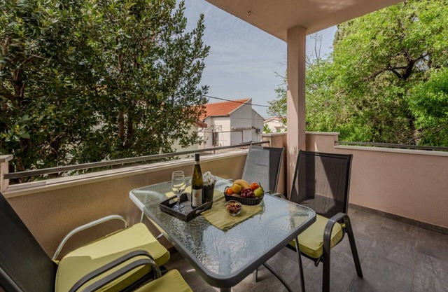 Appartements Mil (111871-A1) - Karlobag