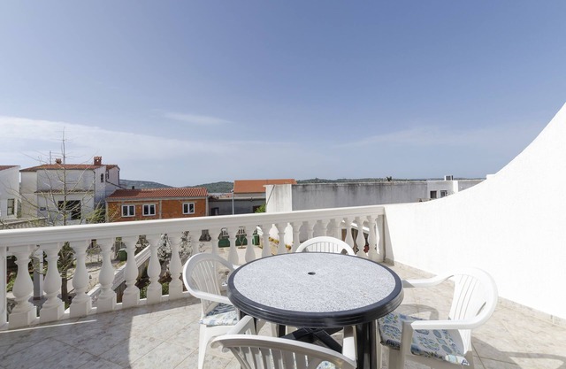 Appartements Mime (14021-A1) - Pirovac