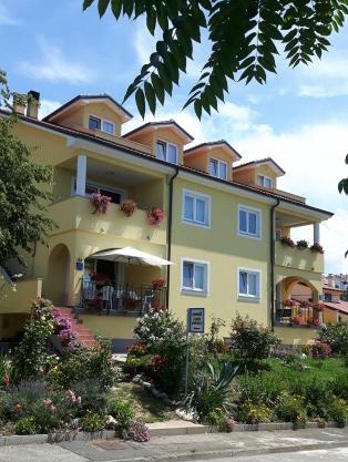 Apartments Topalović