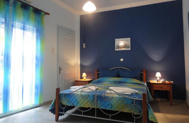 Apergis Rooms