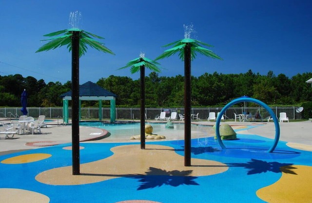 Aperol Spritz 2 Bedroom at Cambridge Cove with Private Hot Tub!