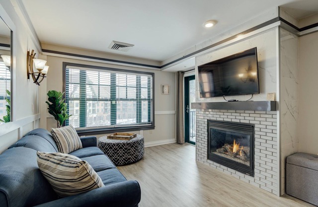 The Appalachian Lodge @ Le parc aquatique Mountain Creek ★ Mtn Front ★ Balcon ★ 340