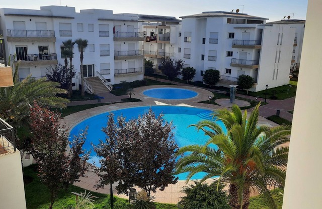 Apparemment avec Piscine