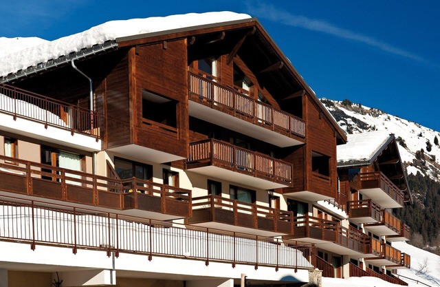 Appartement équipé et sympa 6p, à 100m des commerces
