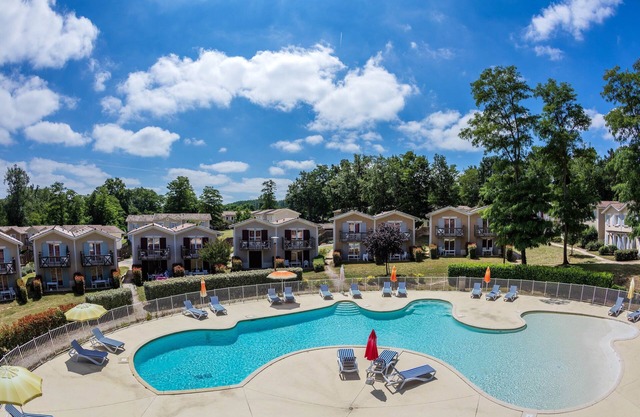 Apartamento PROCHE DU COURS DU GOLF + piscines sur place