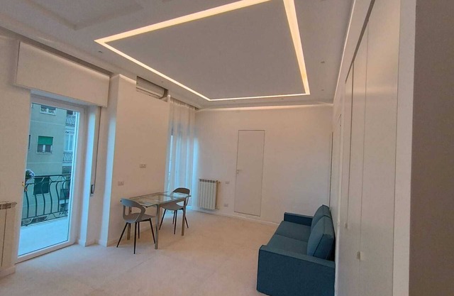 Appartamento appena ristrutturato , dotato di ogni comfort.