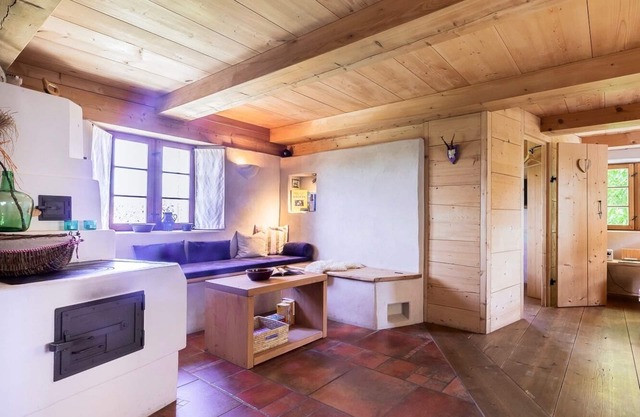 Appartement Getreidekasten im 1. Obergeschoss mit einem Schlafzimmer mit Dusche / WC