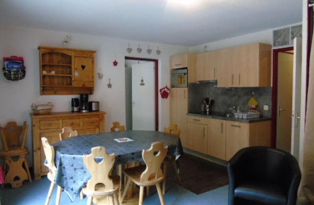 Appartement 3 pièces idéal à Valfréjus, 100m télécabine, balcon sud, 6 pers, draps inclus - FR-1-561-71