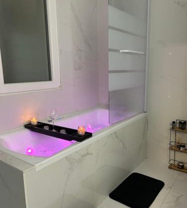 Appartement avec jacuzzi