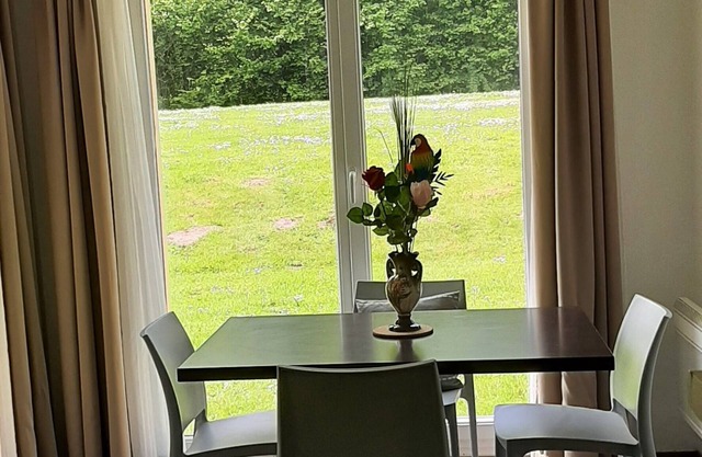 Appartement privé avec piscine chauffée, wifi et parking gratuits..