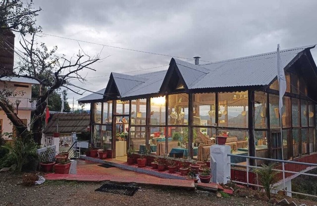 Apple Orchard Resort