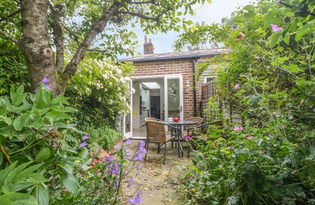 Apple Tree Cottage