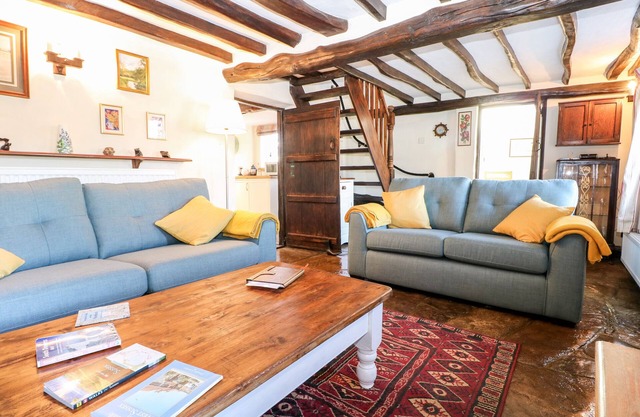 Apple Tree Cottage, WARNHAM