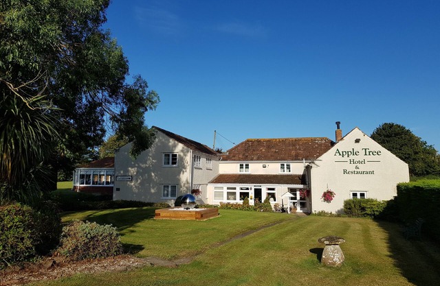 Apple Tree Hotel