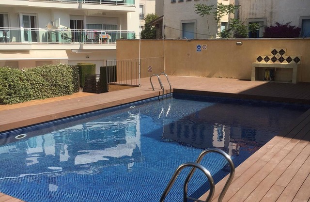 APPT COSTA BRAVA PLAYA D ARO 120 meters from THE BEACH AND TOWN CENTER + SWIMMING POOL