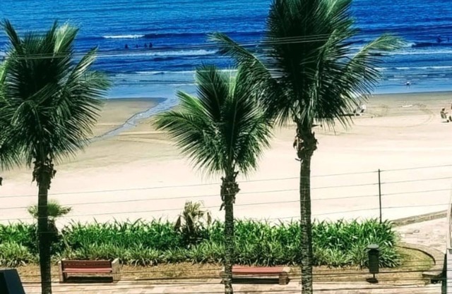 KIT MAGNIFIQUE 01DORM BORD DE MER / WIFI / GARAGE / BEACH