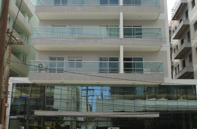 Apt, à 120 m de la plage, Prainha, Arraial do Cabo, avec Sky, wifi et 1 place de parking