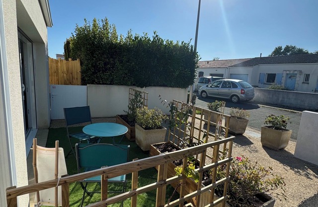Apt T2 rez de chaussée 10 mn du vieux port La Rochelle