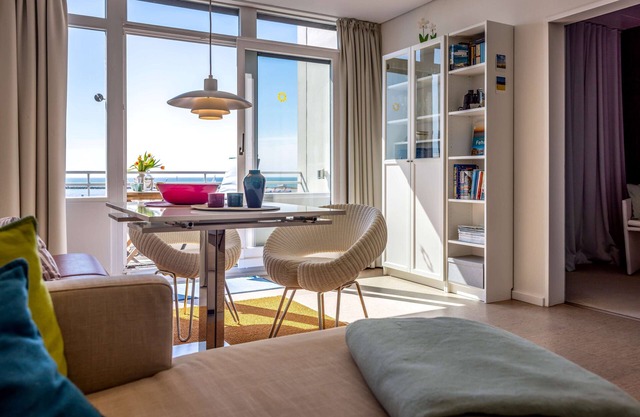 Apt. Beach203 with Baltic Sea view, directly on the beach, casual-modern living ambience!