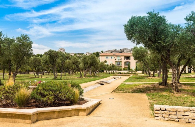 Appartement Duplexe | Partez à l'aventure en Provence!