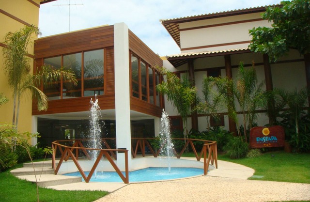 Apt. Haut luxe, climatisé avec vue sur la mer, Cond. Praia do Forte Cove.