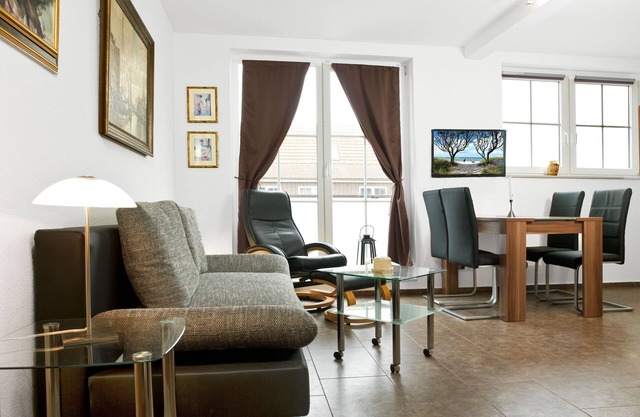 Apt. LÜTT KAJÜT - Cozy living just approx. 400 meters from the natural beach
